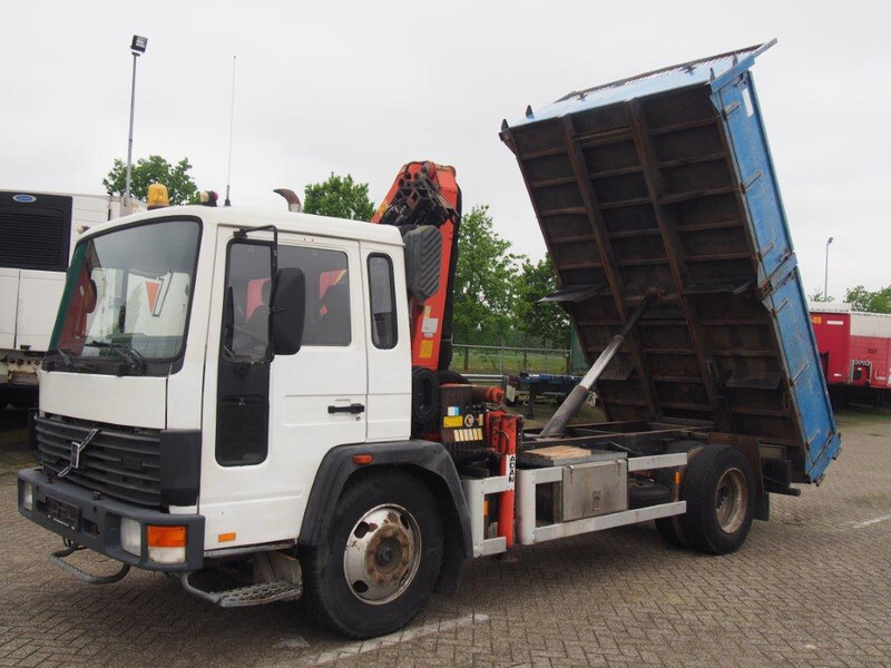 Camião basculante, Camião grua Volvo FL6.180: foto 17 Camião basculante, Camião grua Volvo FL6.180: foto 17