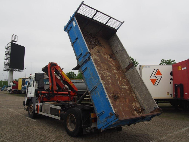 Camião basculante, Camião grua Volvo FL6.180: foto 6 Camião basculante, Camião grua Volvo FL6.180: foto 6