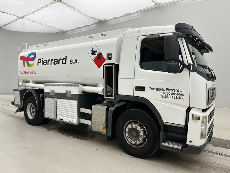 Volvo FM400 - Caminhão tanque: foto 3 Volvo FM400 - Caminhão tanque: foto 3