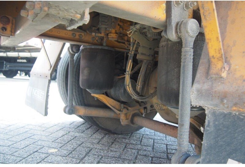 Camião furgão Volvo FM9.260: foto 15