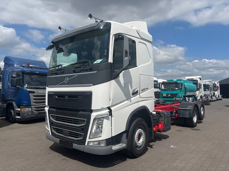 Volvo FH 500 6X2 Euro 6 - Camião chassi: foto 1 Volvo FH 500 6X2 Euro 6 - Camião chassi: foto 1