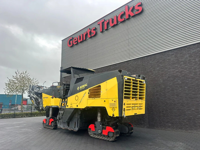 Bomag BM 2200/75 ASFALTFREES / ASPHALT MILLING MACHINE / COLD PLANER - Máquina de asfalto: foto 3 Bomag BM 2200/75 ASFALTFREES / ASPHALT MILLING MACHINE / COLD PLANER - Máquina de asfalto: foto 3