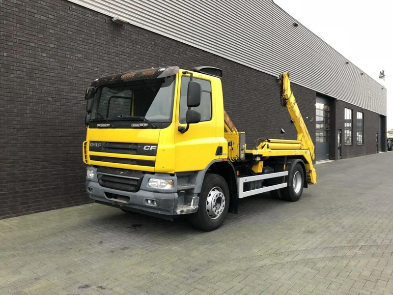 DAF CF 360 4X2 PORTAALARMSYTEEM - Camião com sistema de cabo: foto 2 DAF CF 360 4X2 PORTAALARMSYTEEM - Camião com sistema de cabo: foto 2