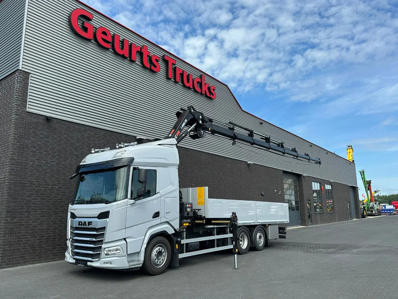 DAF XF 530 OPENLAADBAK / PRITSCHE / FLATBED MET HIAB X-HIDUO 258 E-7 + LIER KRAAN / KRAN / CRANE/ GRUA *NIEUW* - Camião grua: foto 2 DAF XF 530 OPENLAADBAK / PRITSCHE / FLATBED MET HIAB X-HIDUO 258 E-7 + LIER KRAAN / KRAN / CRANE/ GRUA *NIEUW* - Camião grua: foto 2