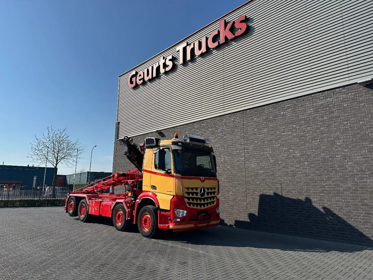 Mercedes-Benz Arocs 3253 L ENA 8X2/4 HMF2820 KRAAN / KRAN/ CRA - Camião polibenne, Camião grua: foto 5 Mercedes-Benz Arocs 3253 L ENA 8X2/4 HMF2820 KRAAN / KRAN/ CRA - Camião polibenne, Camião grua: foto 5