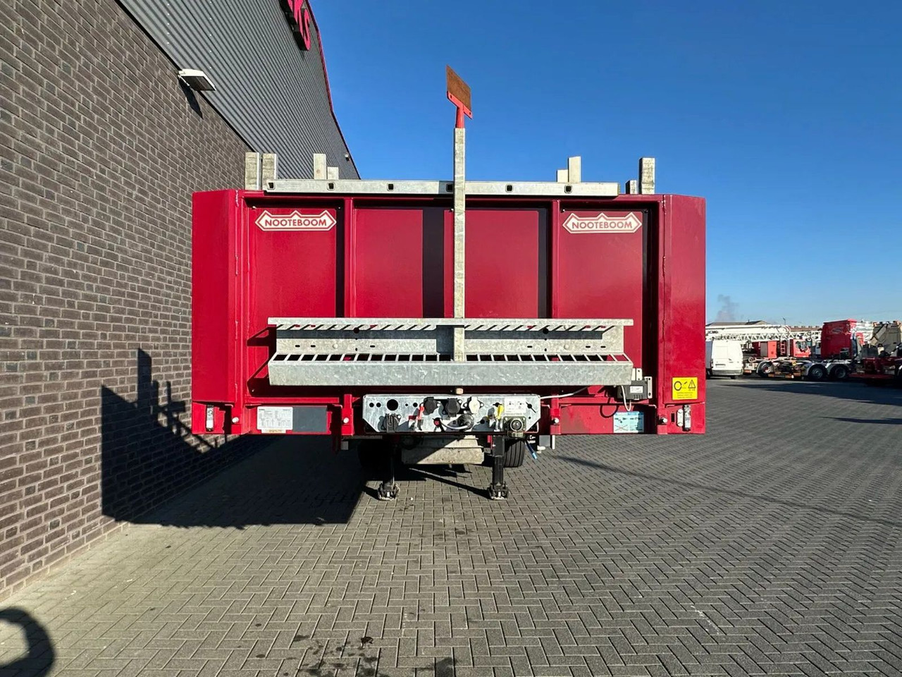 Nooteboom OVB-48-03 HYDRAULISCHE GESTUURDE BALLAST TRAILER - Semi-reboque plataforma/ Caixa aberta: foto 4 Nooteboom OVB-48-03 HYDRAULISCHE GESTUURDE BALLAST TRAILER - Semi-reboque plataforma/ Caixa aberta: foto 4