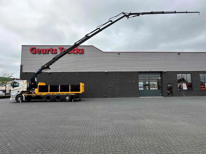Scania R530 V8 NGS 8X4 TRIDEM MET HYVA 2Z KIPPER + HMF 5020-K6 + JIB FJ1000-K5 KRAAN/KRAN/CRANE/GRUA - Camião basculante, Camião grua: foto 2 Scania R530 V8 NGS 8X4 TRIDEM MET HYVA 2Z KIPPER + HMF 5020-K6 + JIB FJ1000-K5 KRAAN/KRAN/CRANE/GRUA - Camião basculante, Camião grua: foto 2
