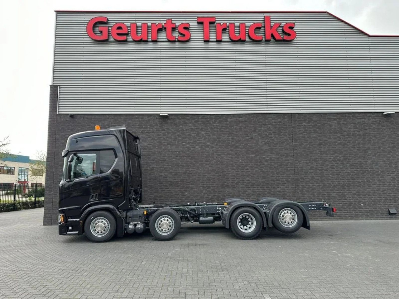 Scania R540 NGS 8X2 CHASSIS NIEUW/NEUE/NEW FULL OPTIONS - Camião chassi: foto 1 Scania R540 NGS 8X2 CHASSIS NIEUW/NEUE/NEW FULL OPTIONS - Camião chassi: foto 1