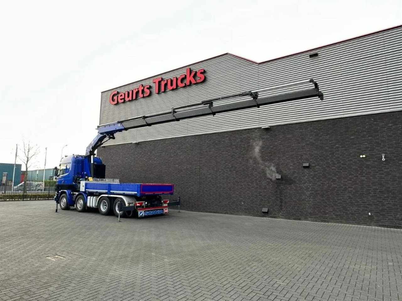 Scania R580 V8 8X4 TREKKER-BAKWAGEN COMBI + HMF 4020-K5 - Camião grua: foto 4 Scania R580 V8 8X4 TREKKER-BAKWAGEN COMBI + HMF 4020-K5 - Camião grua: foto 4