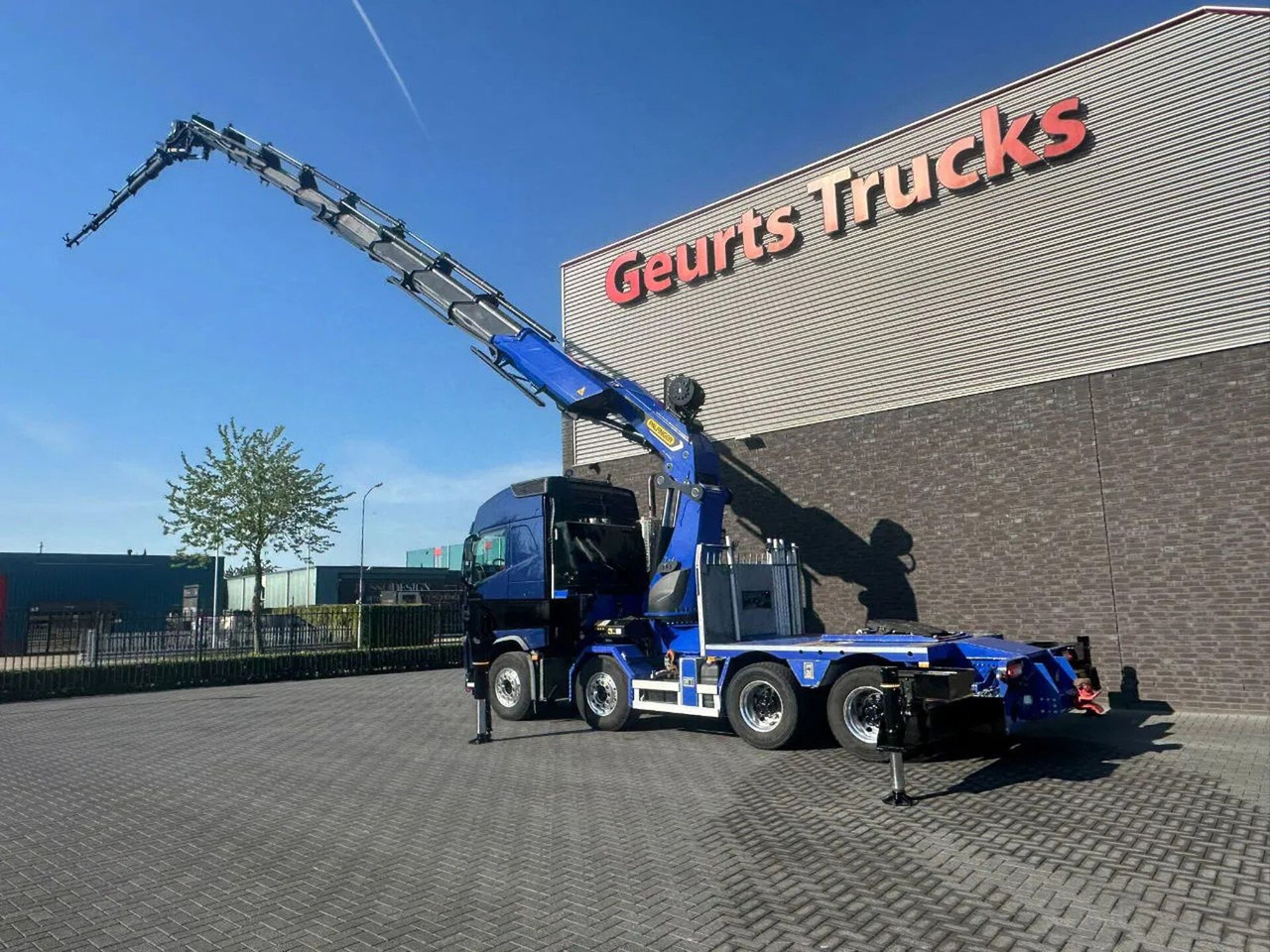 Volvo FH 540 8X4 TREKKER / BAKWAGEN MET PALFINGER PK13 - Camião grua: foto 4 Volvo FH 540 8X4 TREKKER / BAKWAGEN MET PALFINGER PK13 - Camião grua: foto 4