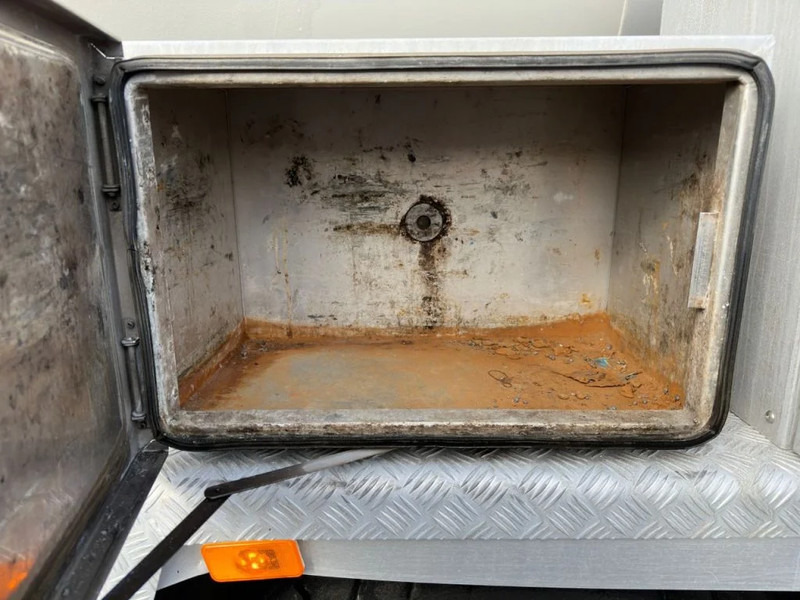 Camião betoneira Volvo FM 410 8X4 + STETTER 9 M3 MIXER/MISCHER + THEAM 15 M TRANSPORTBAND/BELT: foto 20