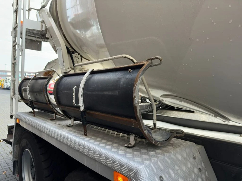 Camião betoneira Volvo FM 410 8X4 + STETTER 9 M3 MIXER/MISCHER + THEAM 15 M TRANSPORTBAND/BELT: foto 12