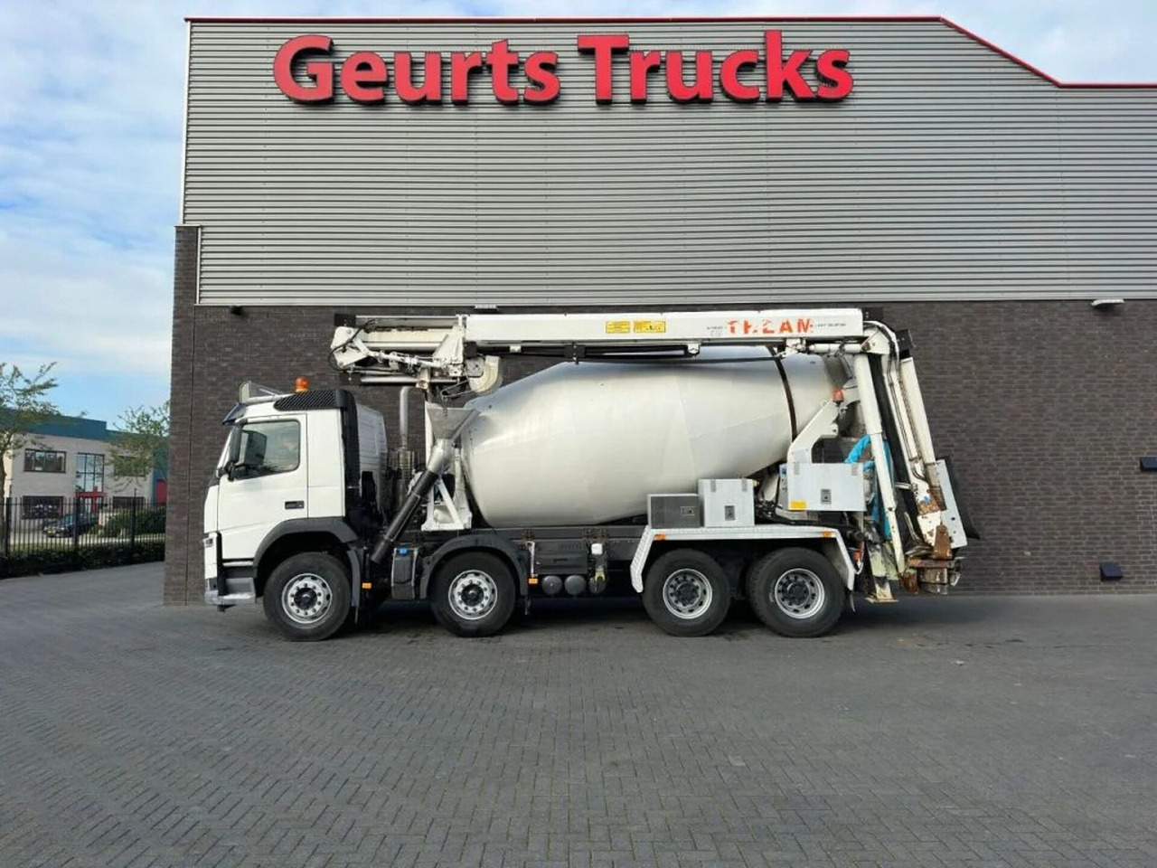 Volvo FM 410 8X4 + STETTER 9 M3 MIXER/MISCHER + THEAM - Camião betoneira: foto 1 Volvo FM 410 8X4 + STETTER 9 M3 MIXER/MISCHER + THEAM - Camião betoneira: foto 1