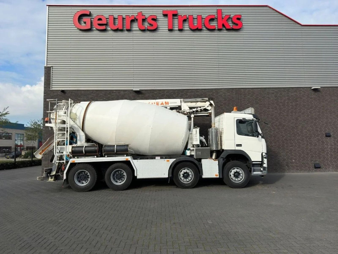 Volvo FM 410 8X4 + STETTER 9 M3 MIXER/MISCHER + THEAM - Camião betoneira: foto 4 Volvo FM 410 8X4 + STETTER 9 M3 MIXER/MISCHER + THEAM - Camião betoneira: foto 4