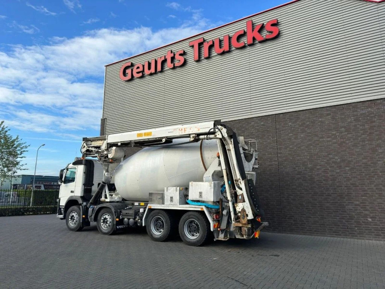Volvo FM 410 8X4 + STETTER 9 M3 MIXER/MISCHER + THEAM - Camião betoneira: foto 3 Volvo FM 410 8X4 + STETTER 9 M3 MIXER/MISCHER + THEAM - Camião betoneira: foto 3