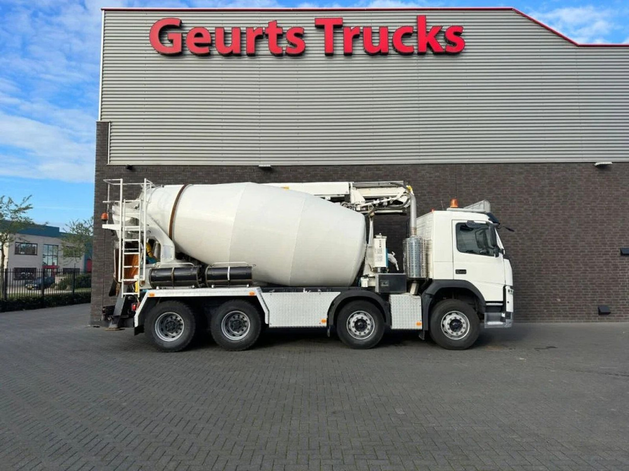 Volvo FM 410 8X4 + STETTER 9 M3 MIXER/MISCHER + THEAM - Camião betoneira: foto 4 Volvo FM 410 8X4 + STETTER 9 M3 MIXER/MISCHER + THEAM - Camião betoneira: foto 4
