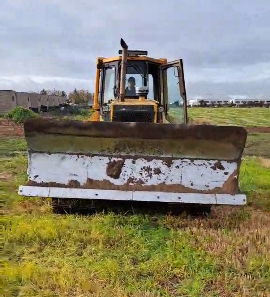 CATERPILLAR D5 M - Buldôzer: foto 2 CATERPILLAR D5 M - Buldôzer: foto 2