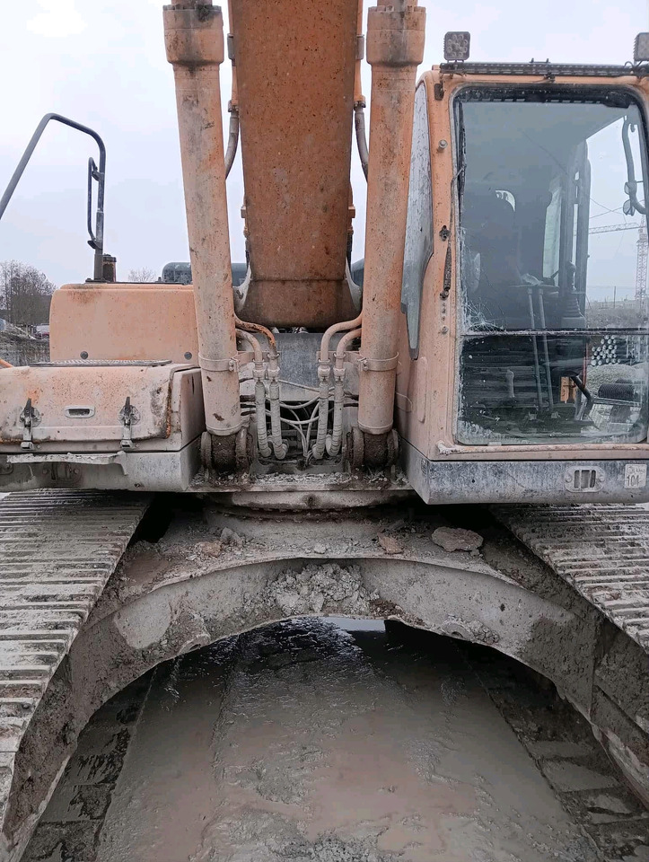 Hyundai R 300 - Escavadora de rastos: foto 2 Hyundai R 300 - Escavadora de rastos: foto 2