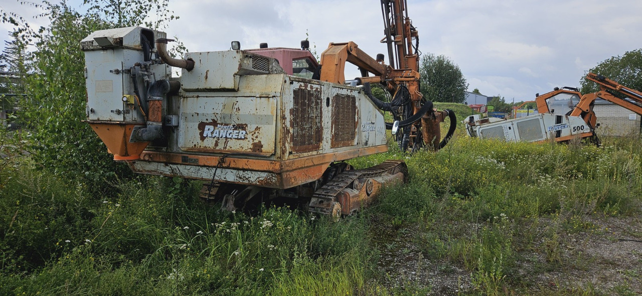 TAMROCK Ranger 500 - Máquina de perfuração direcional: foto 1 TAMROCK Ranger 500 - Máquina de perfuração direcional: foto 1