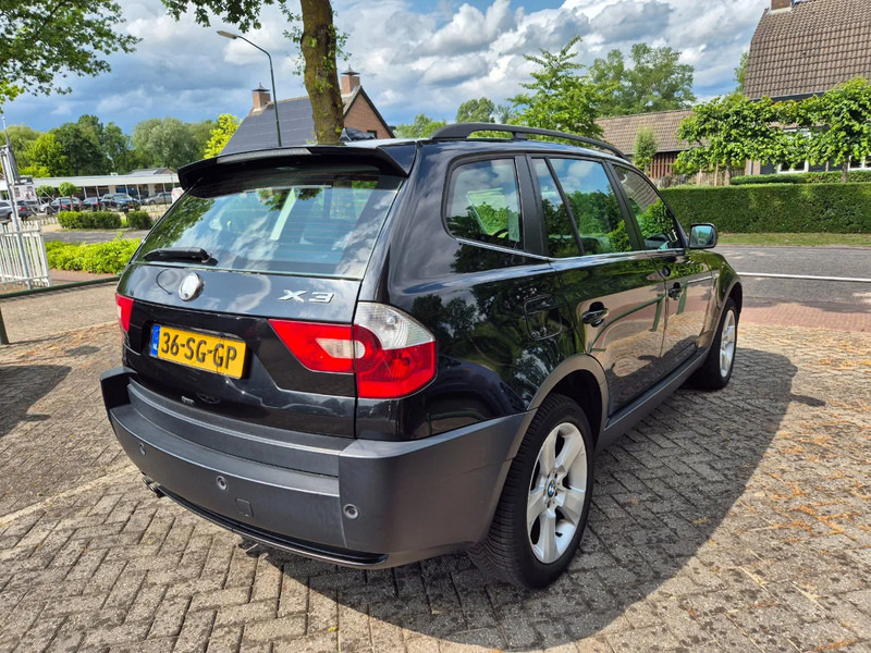 BMW X3 Automaat 6 cil. - Automóvel: foto 3 BMW X3 Automaat 6 cil. - Automóvel: foto 3