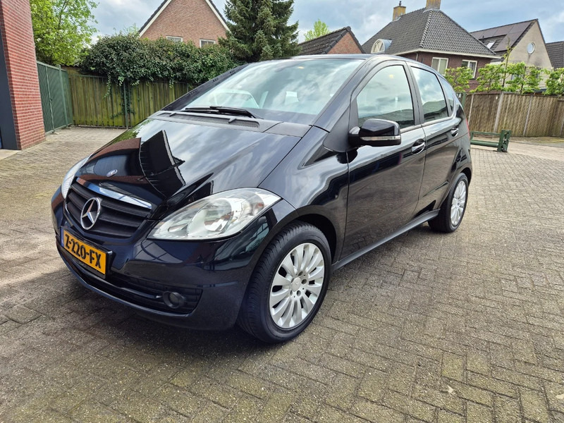 Mercedes-Benz A170.. Automaat. - Automóvel: foto 5 Mercedes-Benz A170.. Automaat. - Automóvel: foto 5