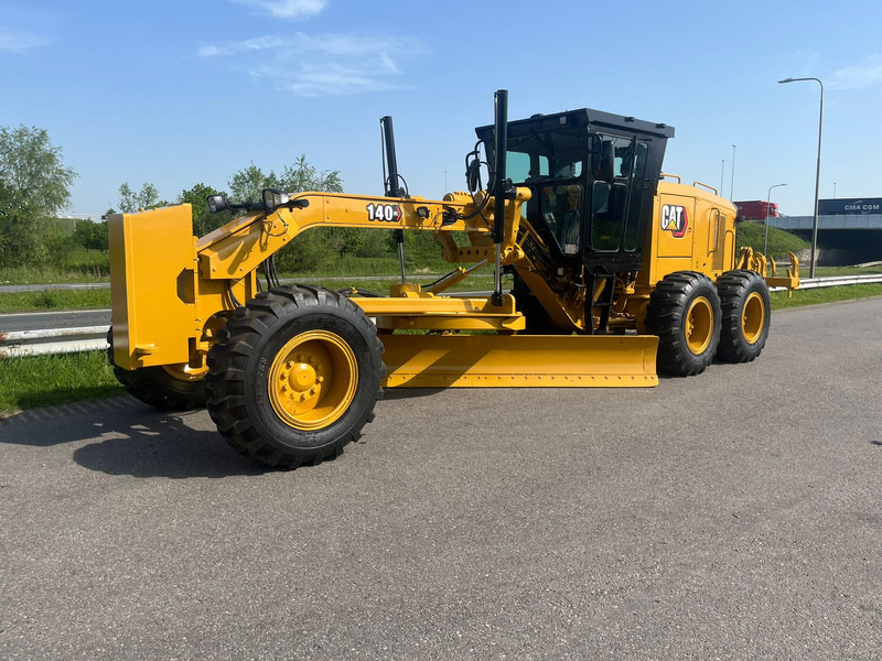 Caterpillar 140GC - Push block / Ripper / New Tires - Motoniveladora: foto 3 Caterpillar 140GC - Push block / Ripper / New Tires - Motoniveladora: foto 3