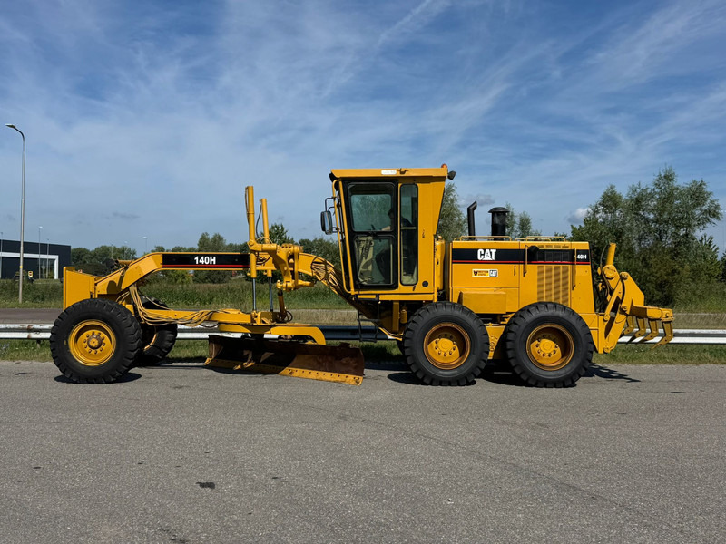 Caterpillar 140H 140H 3306 engine - Motoniveladora: foto 1 Caterpillar 140H 140H 3306 engine - Motoniveladora: foto 1