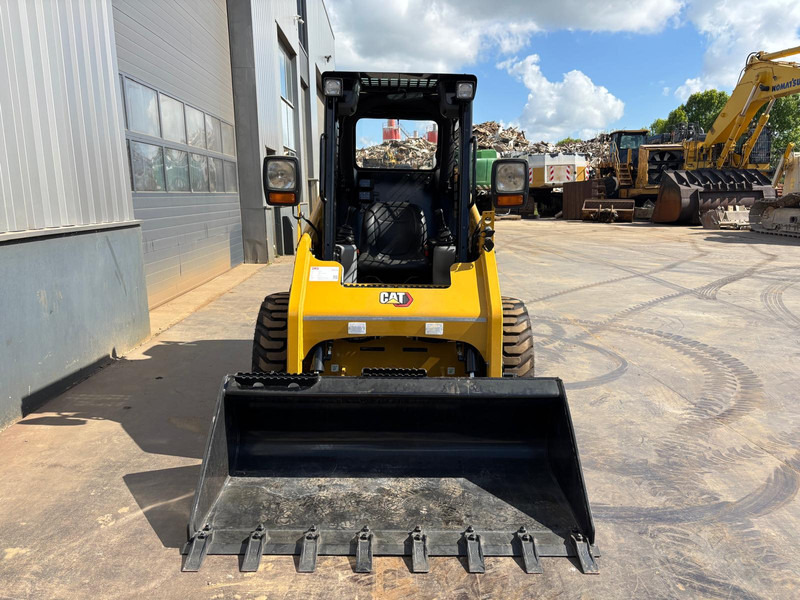Pá carregadora novo Caterpillar 216B3: foto 8