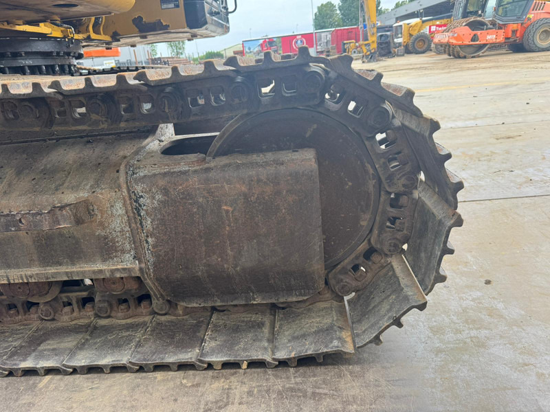 Escavadora de rastos Caterpillar 320E LRR: foto 20