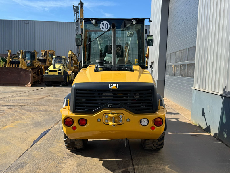 Caterpillar 908M - Pá carregadora de rodas: foto 4 Caterpillar 908M - Pá carregadora de rodas: foto 4