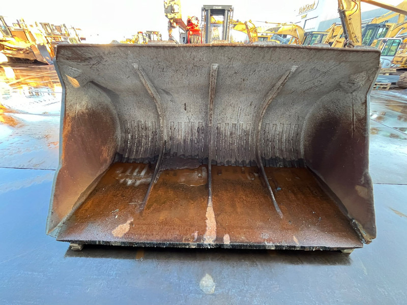 Caterpillar Bucket 950 - Balde: foto 4 Caterpillar Bucket 950 - Balde: foto 4