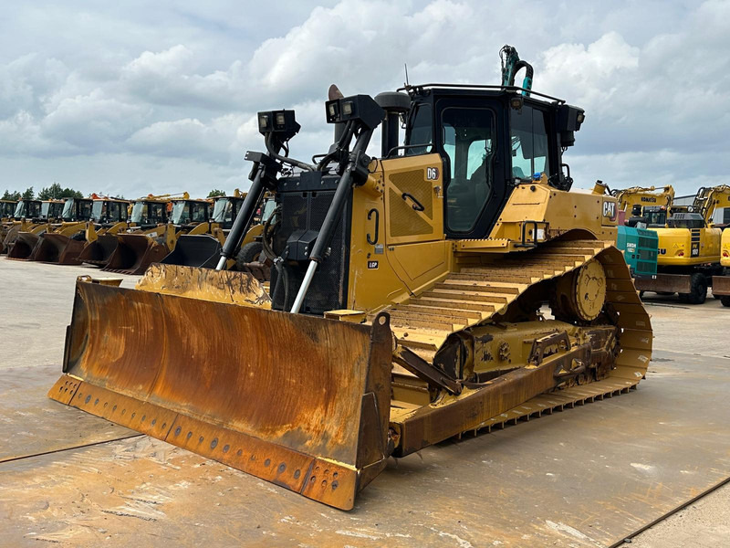 Caterpillar D6 LGP - Buldôzer: foto 2 Caterpillar D6 LGP - Buldôzer: foto 2