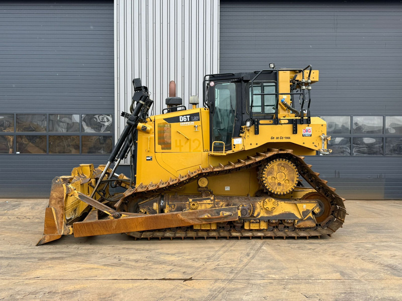 Caterpillar D6T LGP - Buldôzer: foto 1 Caterpillar D6T LGP - Buldôzer: foto 1