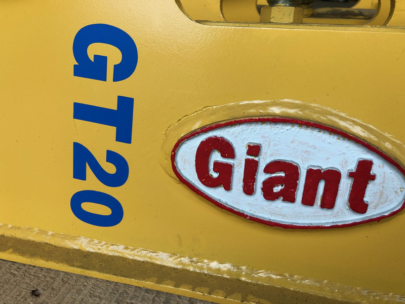 Diversen Giant GT20 190 kg breaker - Martelo hidráulico: foto 4 Diversen Giant GT20 190 kg breaker - Martelo hidráulico: foto 4