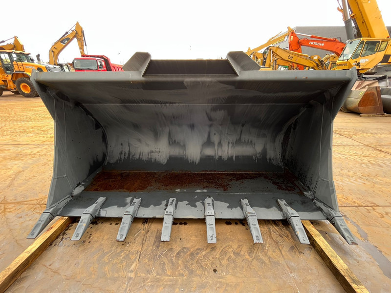 Doosan Bucket DL450-3 4700 l - Balde: foto 3 Doosan Bucket DL450-3 4700 l - Balde: foto 3