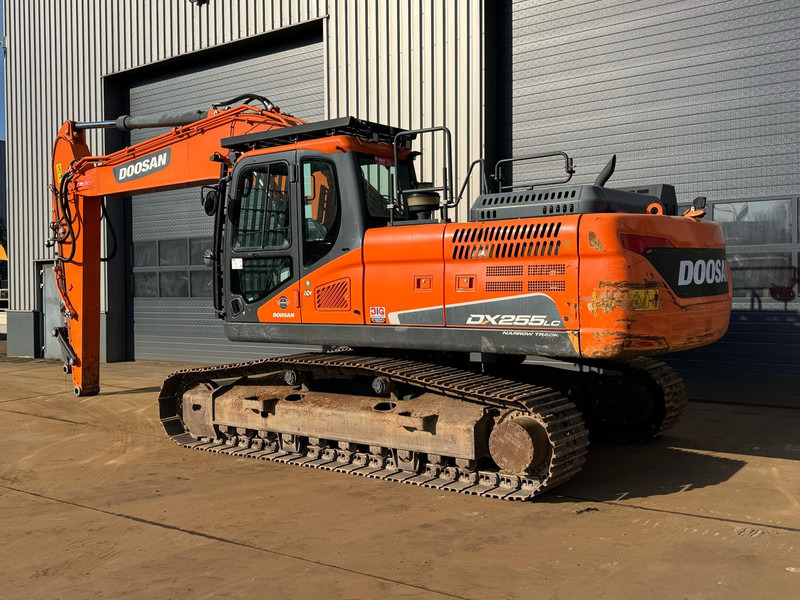 Doosan DX255NLC-5 - Escavadora de rastos: foto 2 Doosan DX255NLC-5 - Escavadora de rastos: foto 2