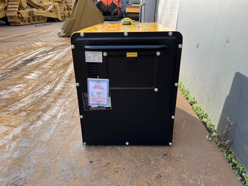 Giga power 8 KVA silent generator set - PLD8500SE - Gerador elétrico: foto 4 Giga power 8 KVA silent generator set - PLD8500SE - Gerador elétrico: foto 4