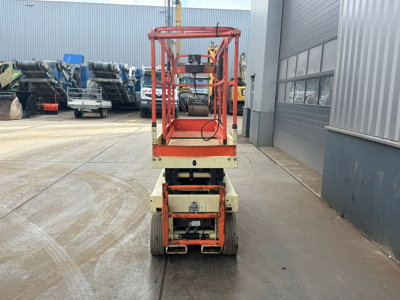 JLG JLG 2033 Schaarhoogwerker - Plataforma de Tijera/ Plataforma de tesoura: foto 4 JLG JLG 2033 Schaarhoogwerker - Plataforma de Tijera/ Plataforma de tesoura: foto 4
