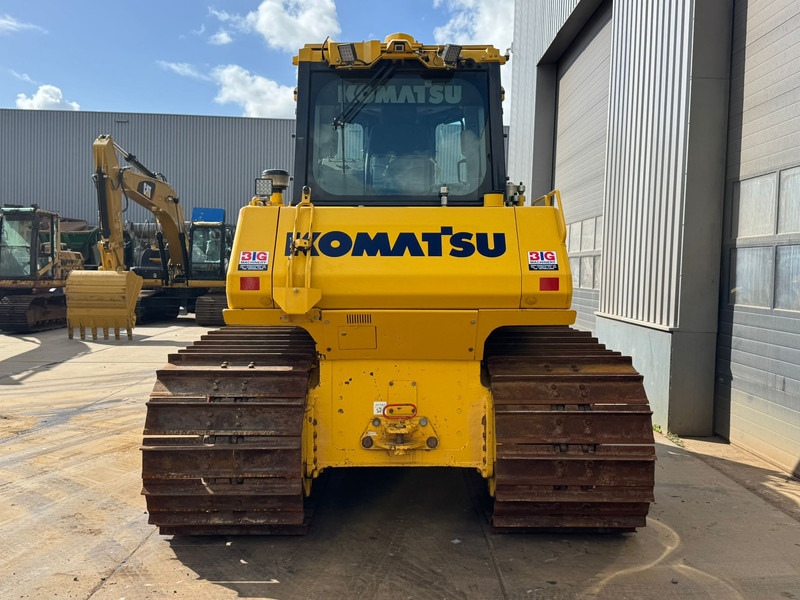 Komatsu D65PXi-18 | TOPCON GPS - Buldôzer: foto 4 Komatsu D65PXi-18 | TOPCON GPS - Buldôzer: foto 4