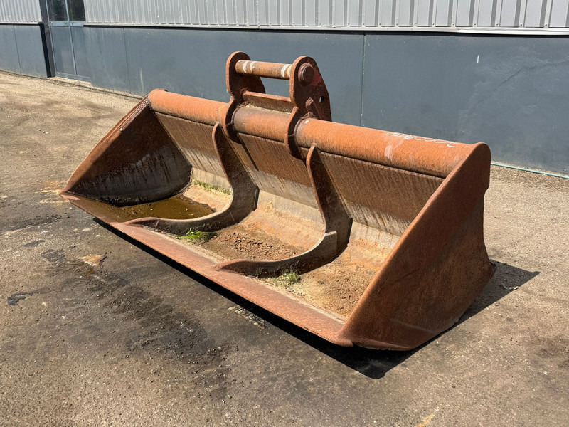 Lehnhoff Cleaning bucket ng4-2500 Lehnhoff MS25 - Balde: foto 3 Lehnhoff Cleaning bucket ng4-2500 Lehnhoff MS25 - Balde: foto 3