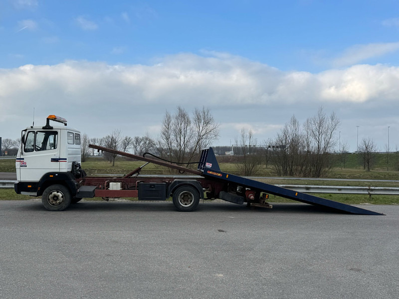 MERCEDESBENZ 814 Auto Car Transporter - Camião transporte de veículos: foto 2 MERCEDESBENZ 814 Auto Car Transporter - Camião transporte de veículos: foto 2
