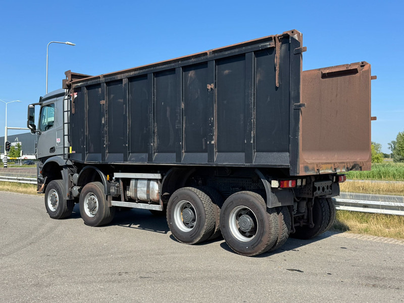 MERCEDESBENZ Arocs 4848 8x8 tipper - Camião basculante: foto 3 MERCEDESBENZ Arocs 4848 8x8 tipper - Camião basculante: foto 3