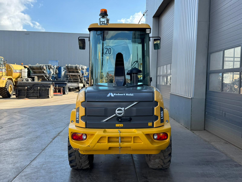 Volvo L30G - Pá carregadora de rodas: foto 4 Volvo L30G - Pá carregadora de rodas: foto 4