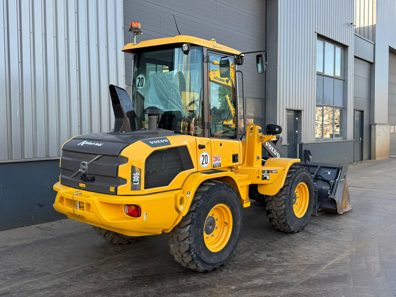 Volvo L30G - Pá carregadora de rodas: foto 5 Volvo L30G - Pá carregadora de rodas: foto 5