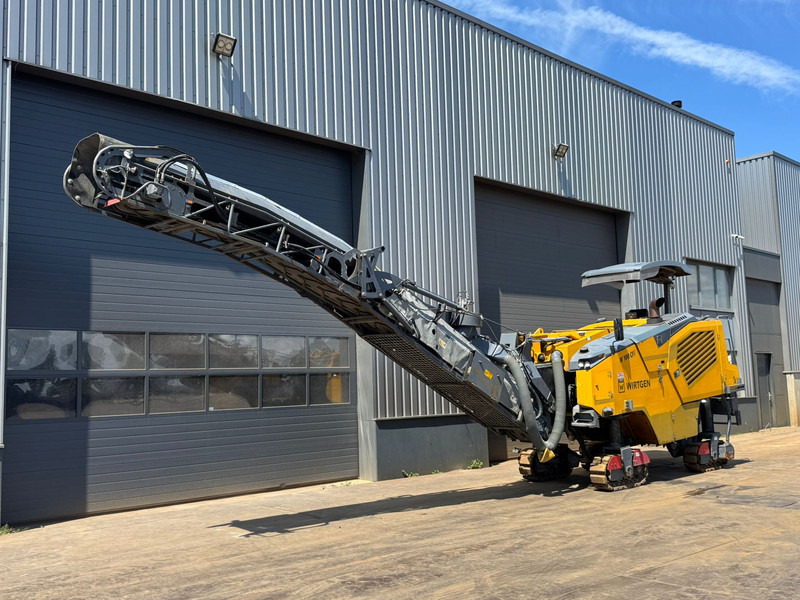 Wirtgen W100CFI - Máquina de asfalto: foto 2 Wirtgen W100CFI - Máquina de asfalto: foto 2