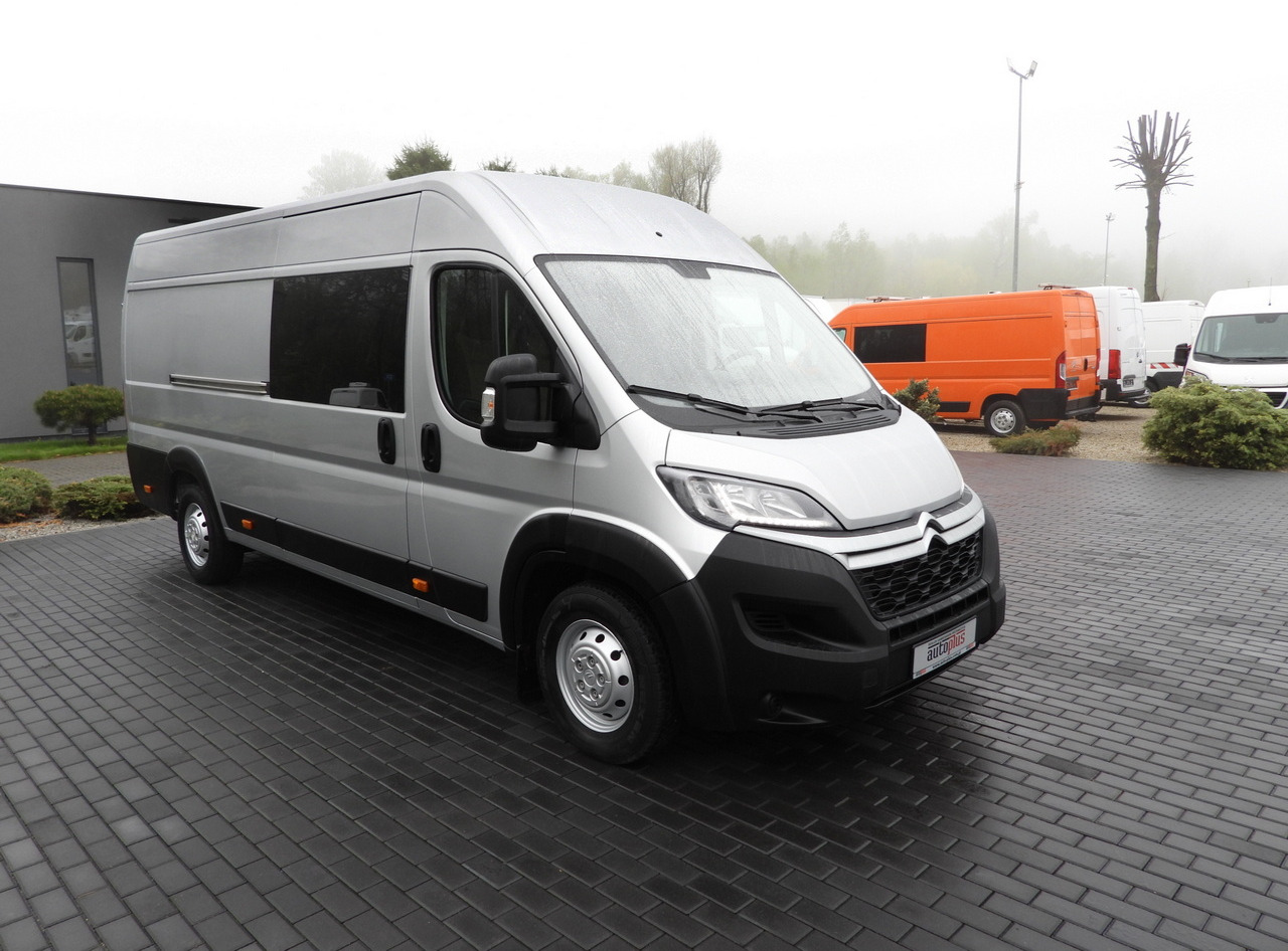 CITROEN JUMPER BOX DELIVERY VAN 7 SEATS CRUISE CONTROL LED LIGHTS AIR CONDITIONING 165HP - Furgão: foto 4 CITROEN JUMPER BOX DELIVERY VAN 7 SEATS CRUISE CONTROL LED LIGHTS AIR CONDITIONING 165HP - Furgão: foto 4