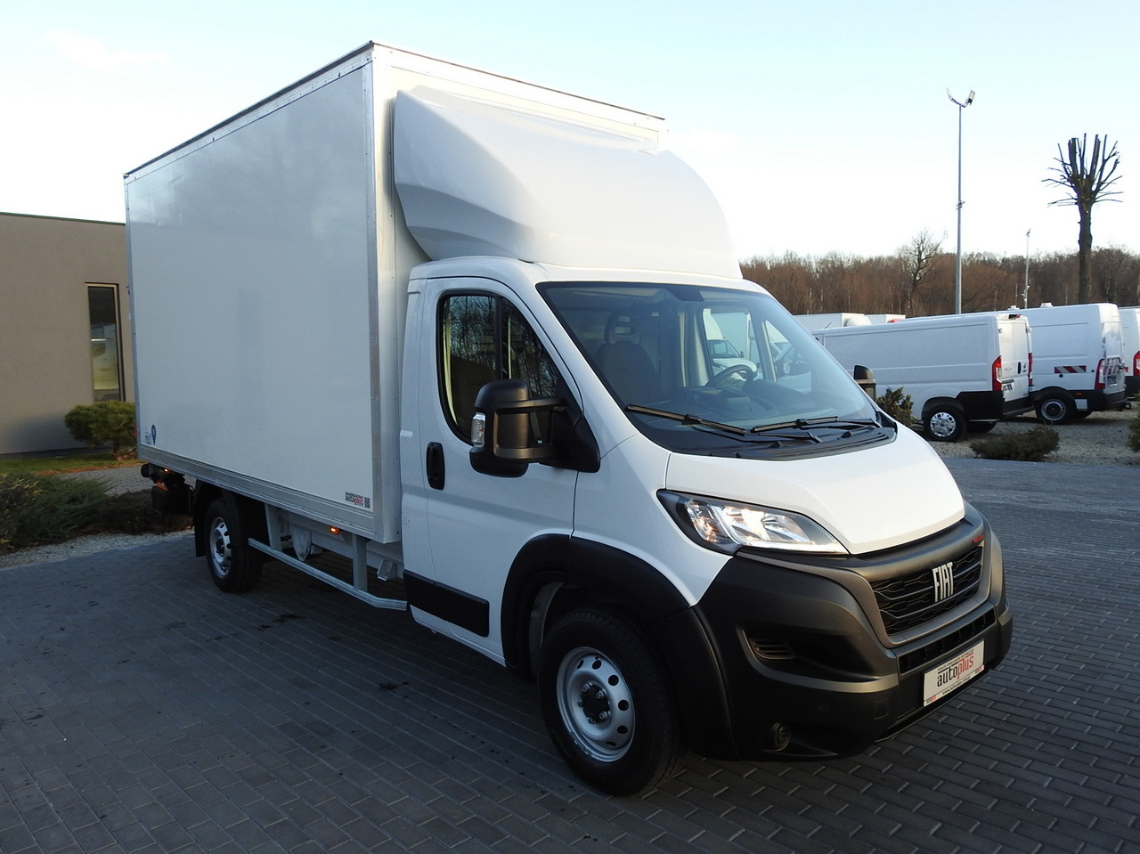 FIAT DUCATO BOX LIFT 8 PALLETS CRUISE CONTROL AIR CONDITIONING 180HP - Carrinha de contentor: foto 4 FIAT DUCATO BOX LIFT 8 PALLETS CRUISE CONTROL AIR CONDITIONING 180HP - Carrinha de contentor: foto 4