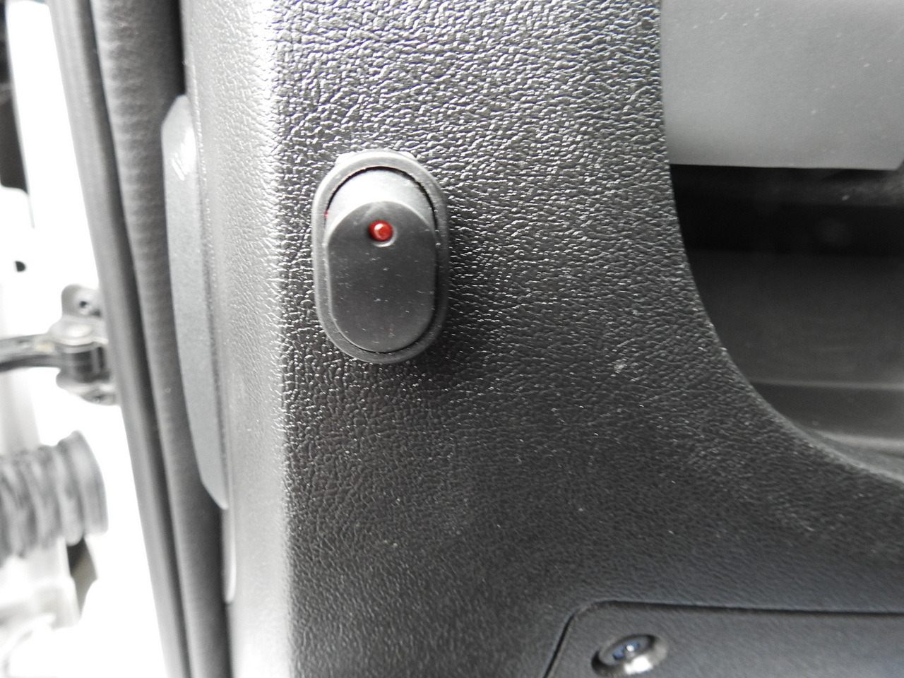 Carrinha de contentor FIAT DUCATO BOX LIFT 8 PALLETS CRUISE CONTROL NAVIGATION AIR CONDITIONING LED LIGHTS 130HP: foto 30 Carrinha de contentor FIAT DUCATO BOX LIFT 8 PALLETS CRUISE CONTROL NAVIGATION AIR CONDITIONING LED LIGHTS 130HP: foto 30