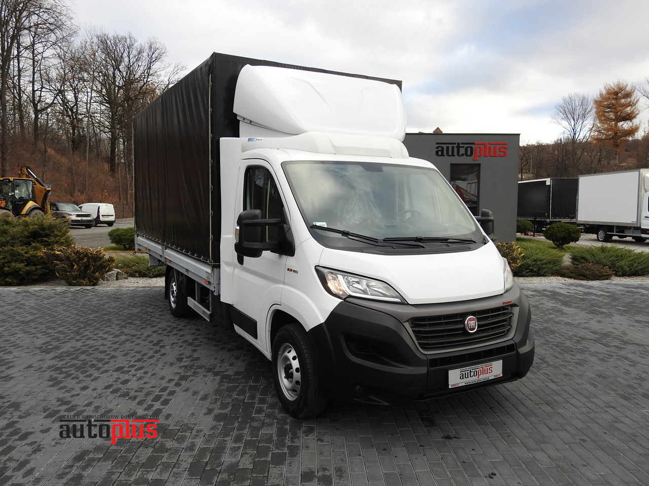 FIAT DUCATO TARPAULIN 10 PALLETS AIR CONDITIONING PNEUMATICS 160HP - Carrinha de lona: foto 1 FIAT DUCATO TARPAULIN 10 PALLETS AIR CONDITIONING PNEUMATICS 160HP - Carrinha de lona: foto 1