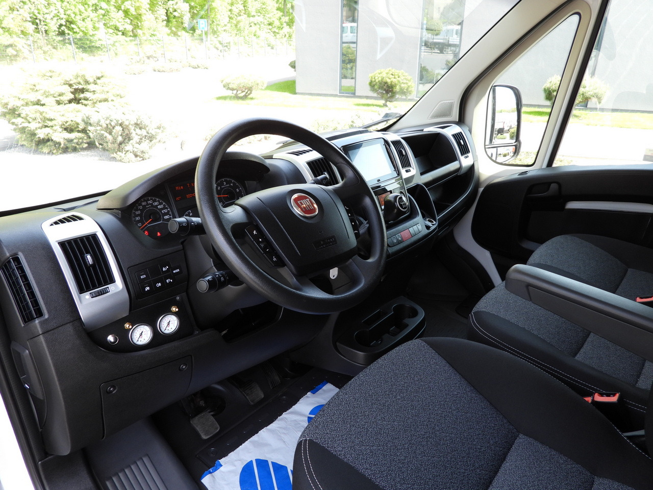 FIAT DUCATO TARPAULIN 10 PALLETS WEBASTO CRUISE CONTROL AIR CONDITIONING LED LIGHTS PNEUMATICS 160HP - Carrinha de lona: foto 2 FIAT DUCATO TARPAULIN 10 PALLETS WEBASTO CRUISE CONTROL AIR CONDITIONING LED LIGHTS PNEUMATICS 160HP - Carrinha de lona: foto 2